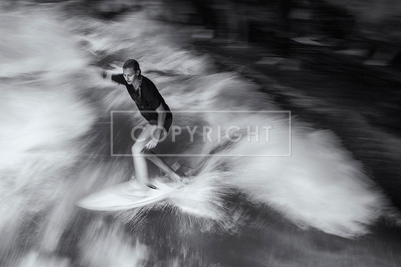 'URBAN SURFING' ENGLISCHER GARTEN, MUNICH
